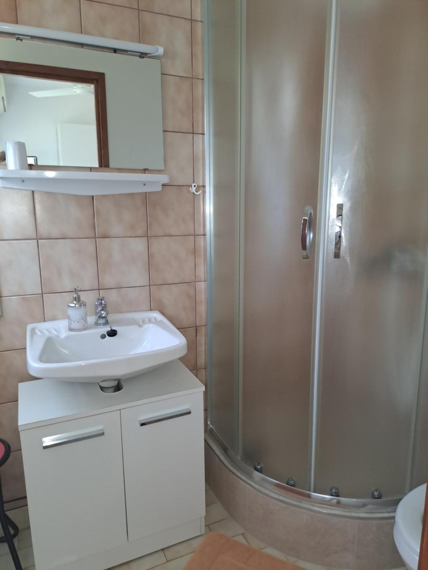 Studio Apartments Maslinik คิร์ก ภายนอก รูปภาพ