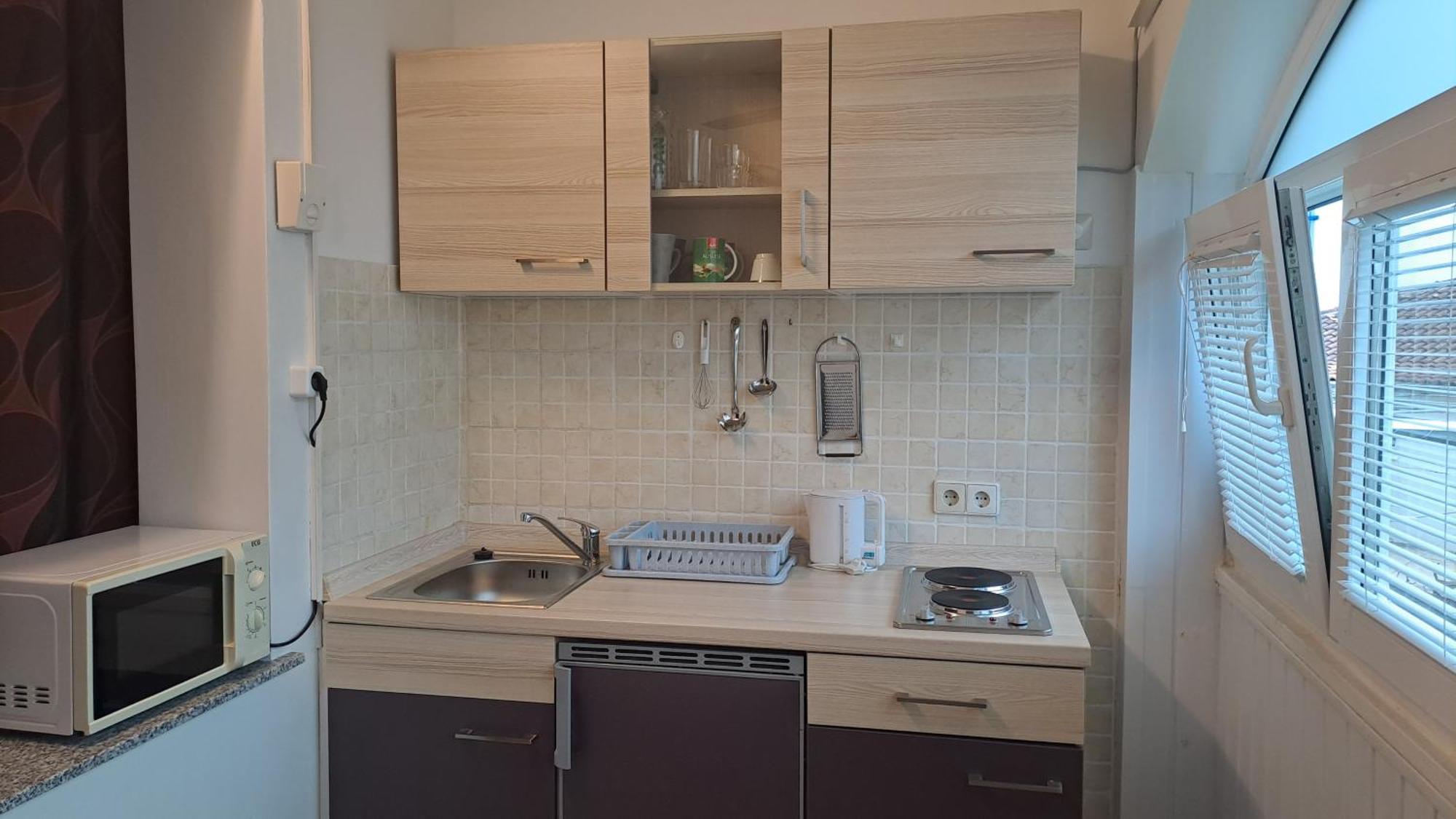 Studio Apartments Maslinik คิร์ก ภายนอก รูปภาพ