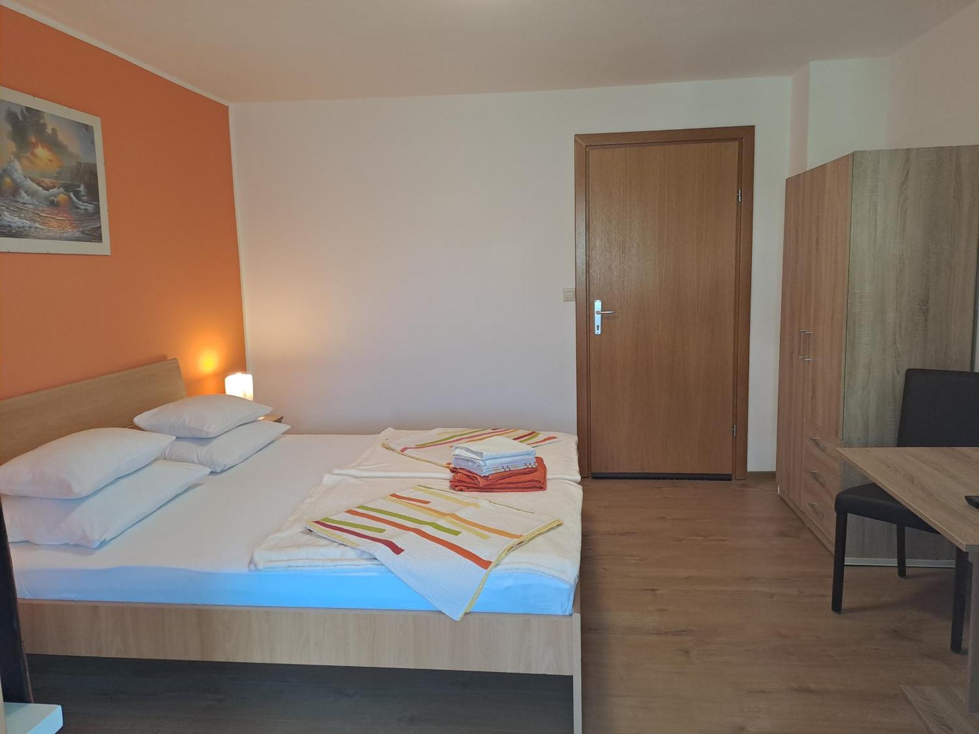 Studio Apartments Maslinik คิร์ก ห้อง รูปภาพ
