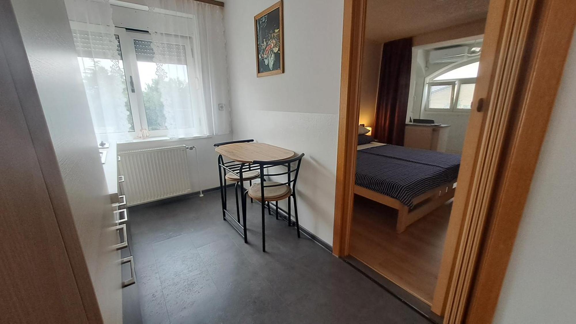 Studio Apartments Maslinik คิร์ก ภายนอก รูปภาพ